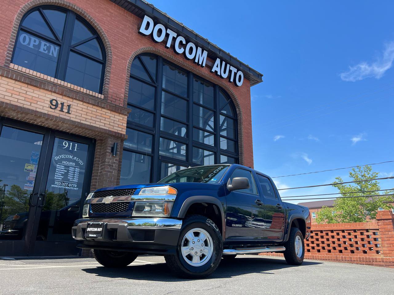 Used 2004 Chevrolet Colorado LS AWD/4WD image 3