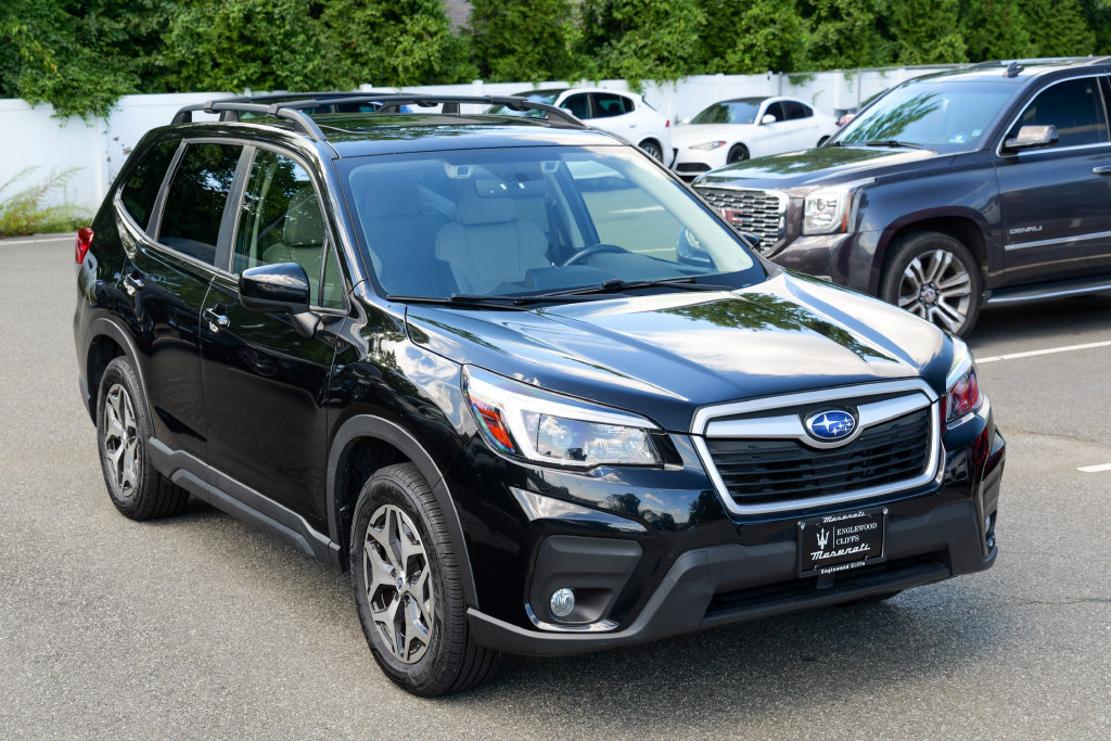 Used 2021 Subaru Forester Premium AWD/4WD image 9