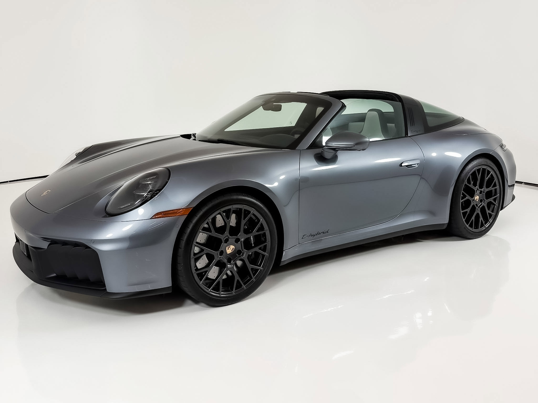 Used 2026 Porsche 911 Targa 4 GTS image 14