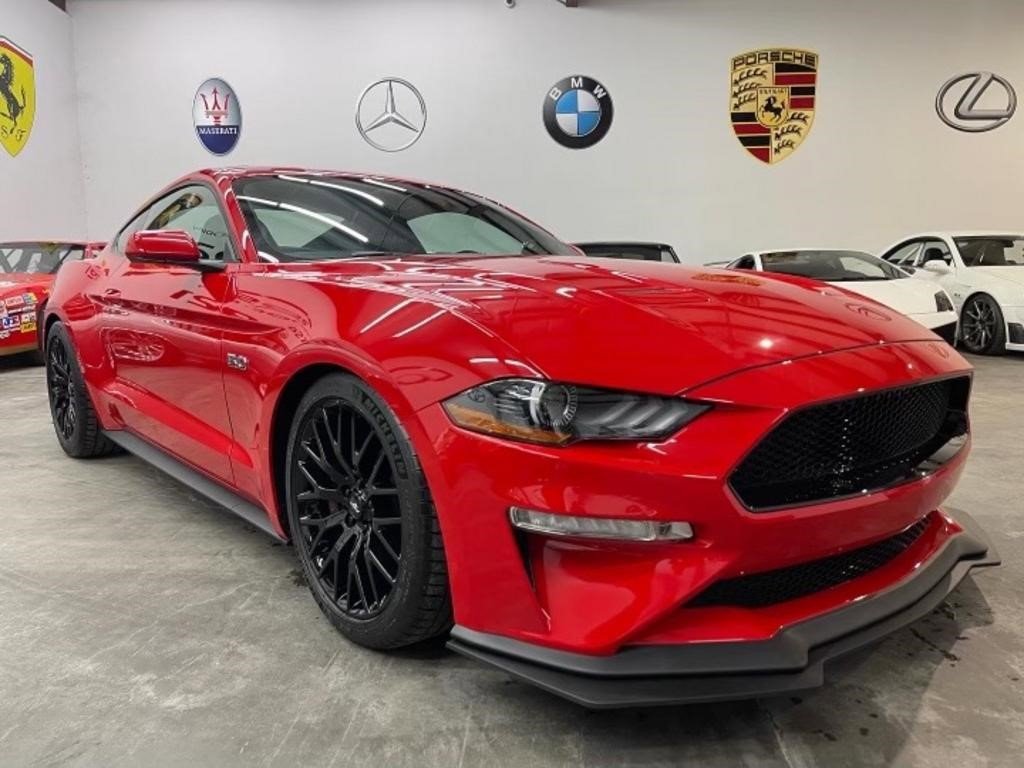 Used 2020 Ford Mustang GT w/ GT Performance Package image 2