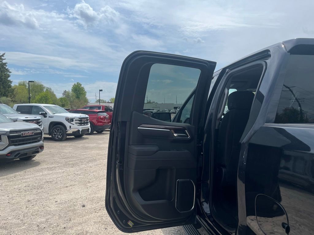 Used 2026 GMC Sierra 1500 Elevation AWD/4WD image 23