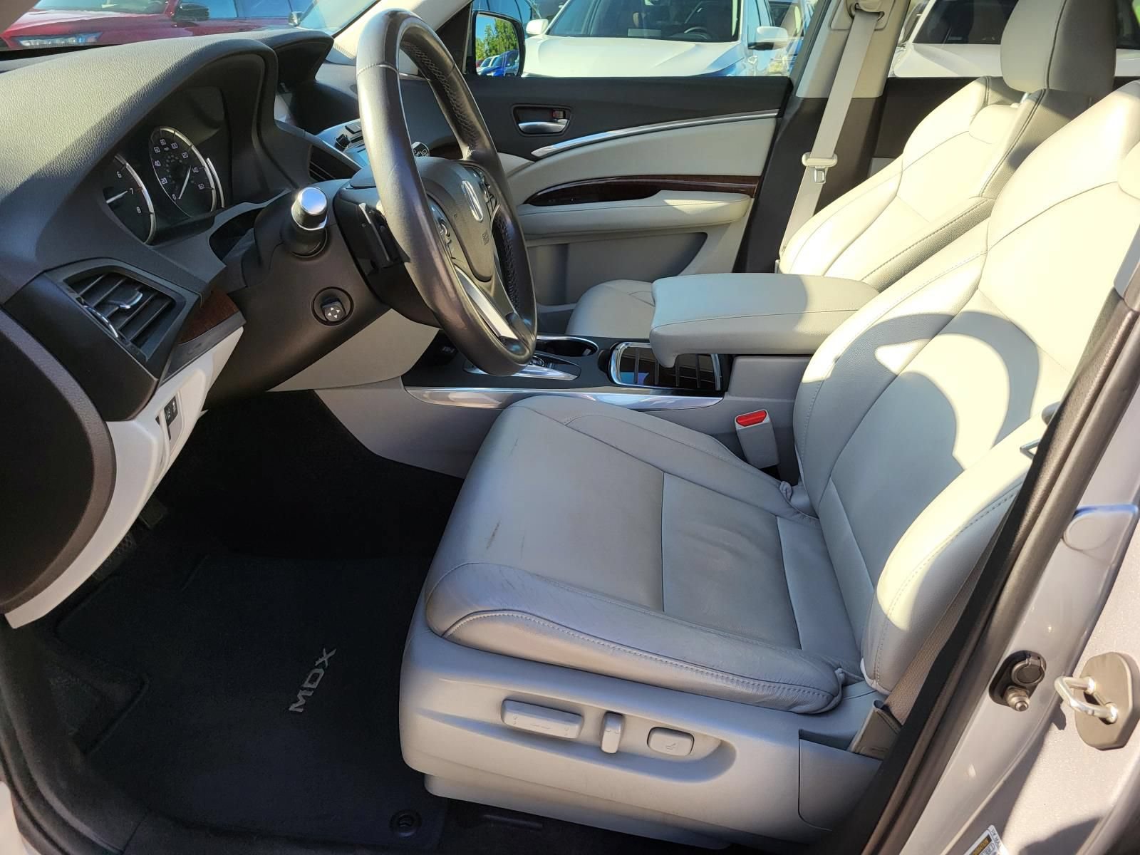 Used 2018 Acura MDX FWD w/ Technology Package image 17