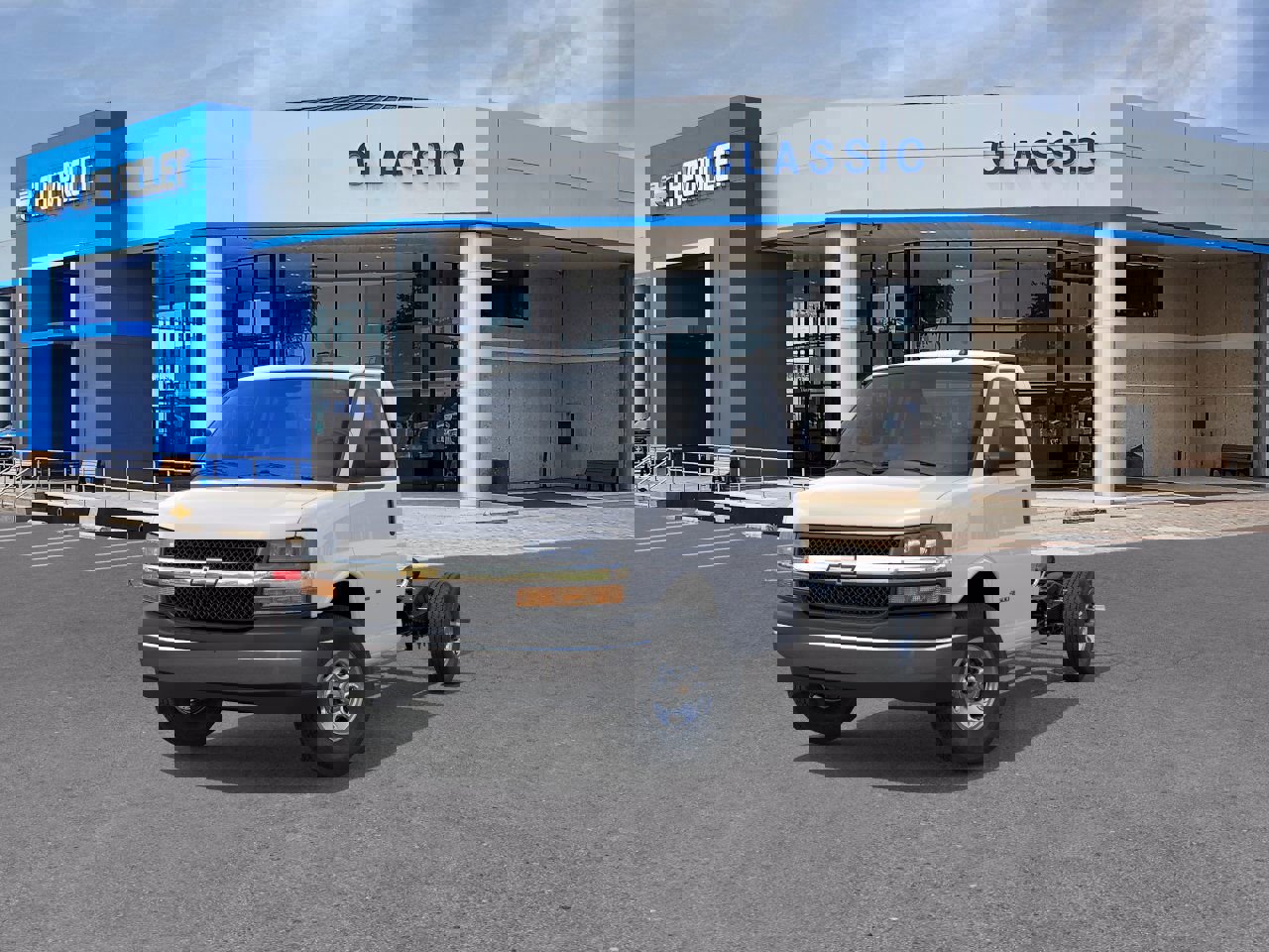 New 2025 Chevrolet Express 3500 w/ Power Convenience Package image 8