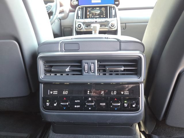 New 2026 Lexus LX 600 4WD w/ Luxury Package image 40
