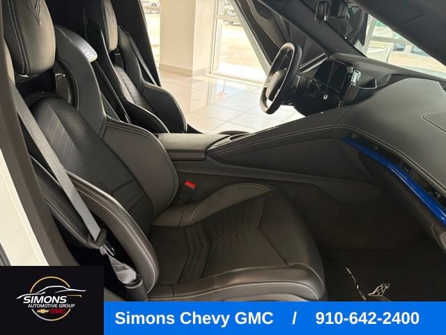 Used 2024 Chevrolet Corvette Stingray Preferred Cpe w/ Z51 Performance Package RWD image 30