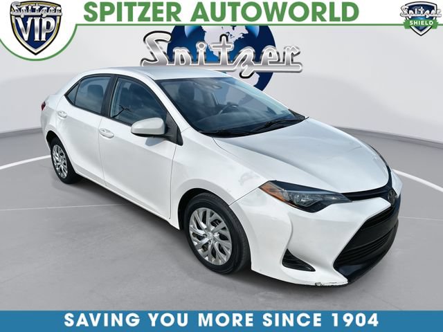 Used 2019 Toyota Corolla LE FWD image 1