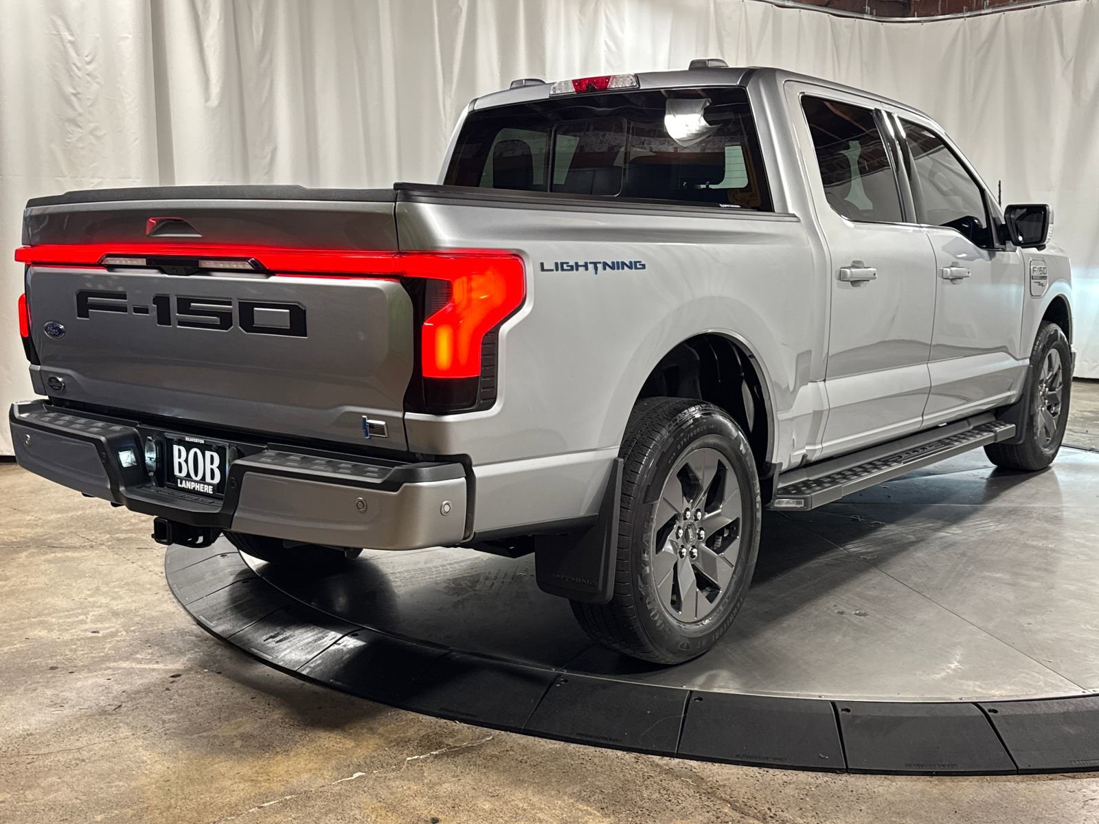 Used 2023 Ford F150 Lightning Lariat w/ Equipment Group 511A High image 15