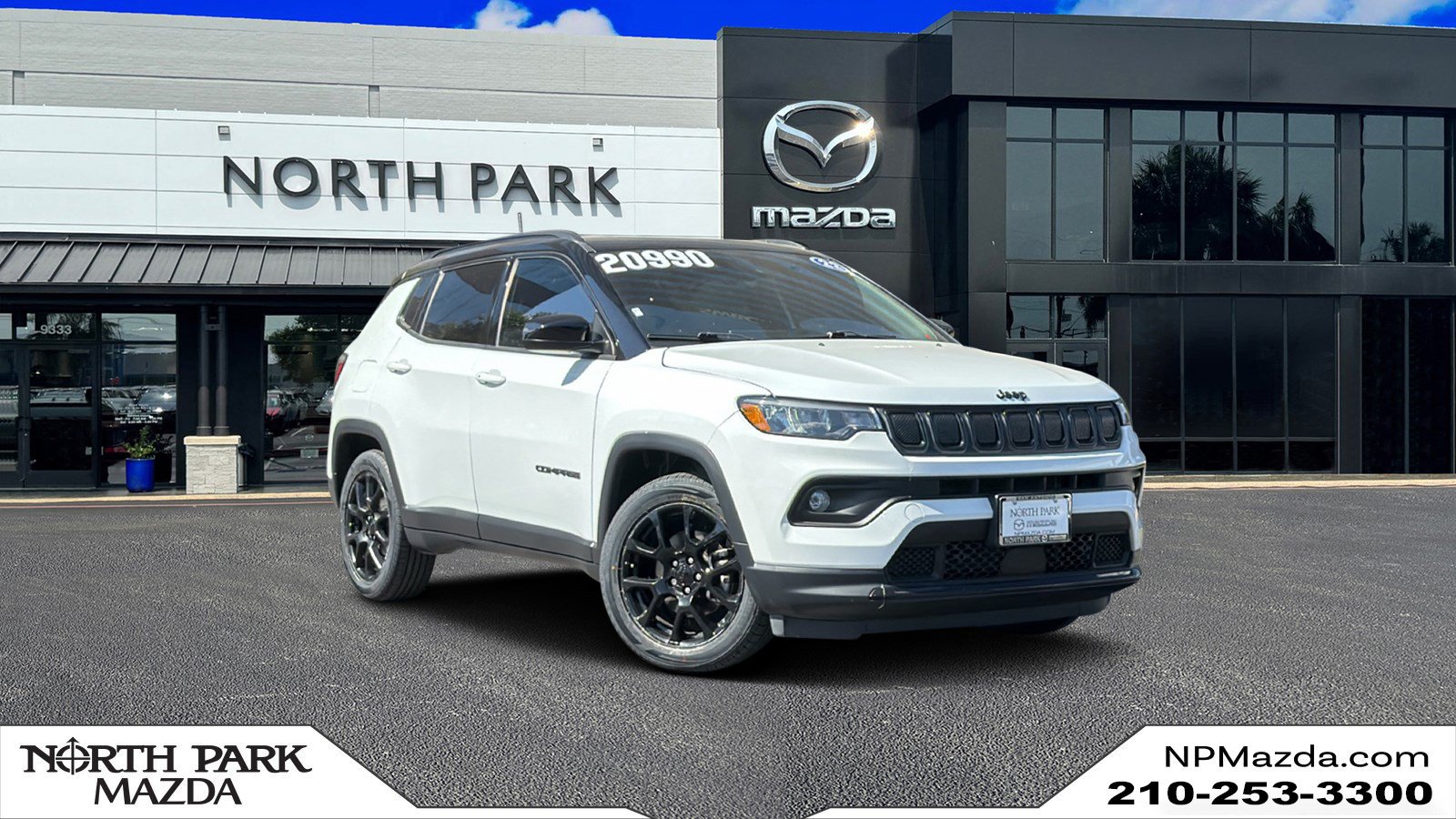 Used 2022 Jeep Compass Latitude FWD image 1