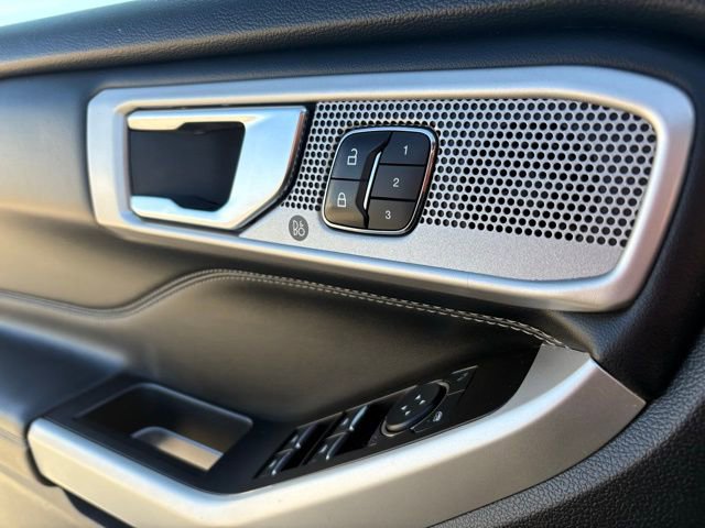 Used 2020 Ford Explorer Limited w/ Class III Trailer Tow Package image 10