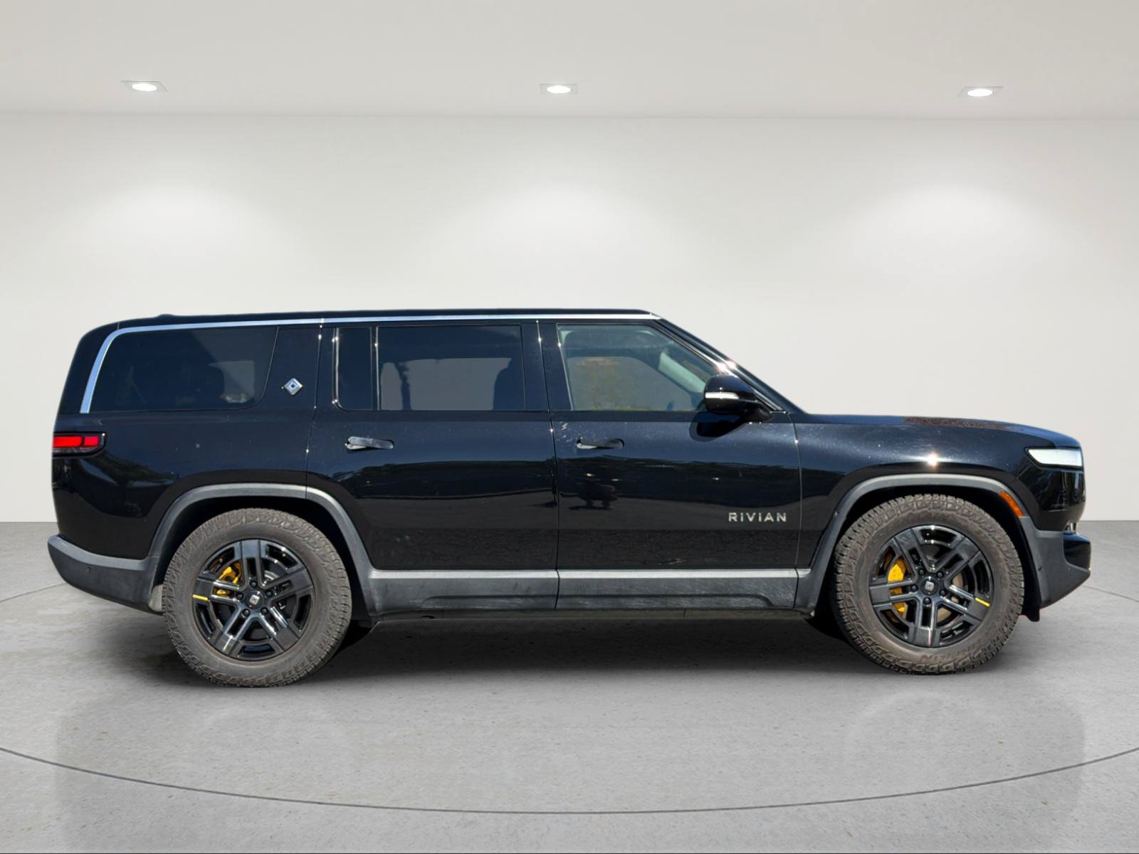 Used 2023 Rivian R1S Adventure Quad AWD/4WD image 6