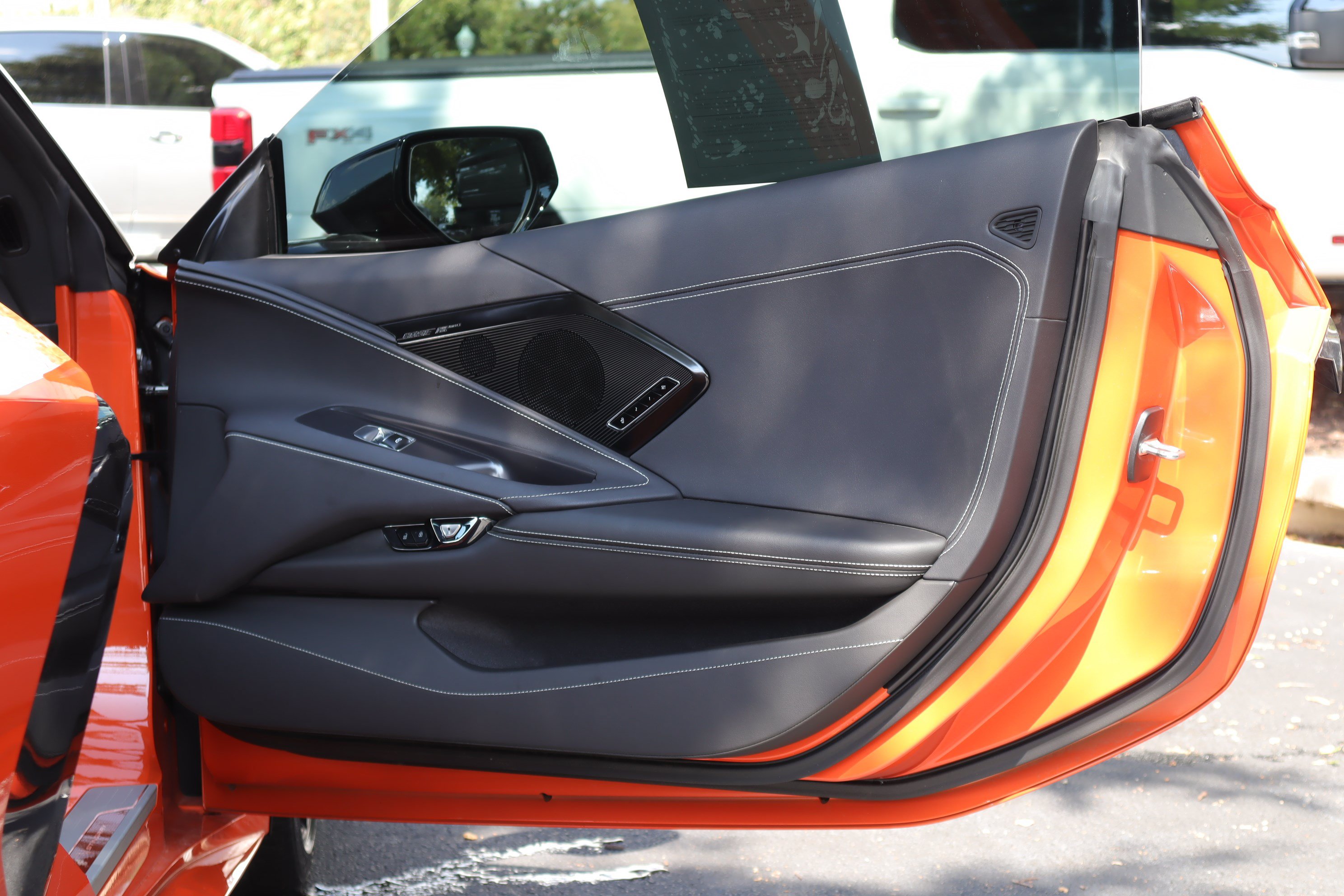 Used 2025 Chevrolet Corvette Stingray Preferred Conv w/ Z51 Performance Package RWD image 29
