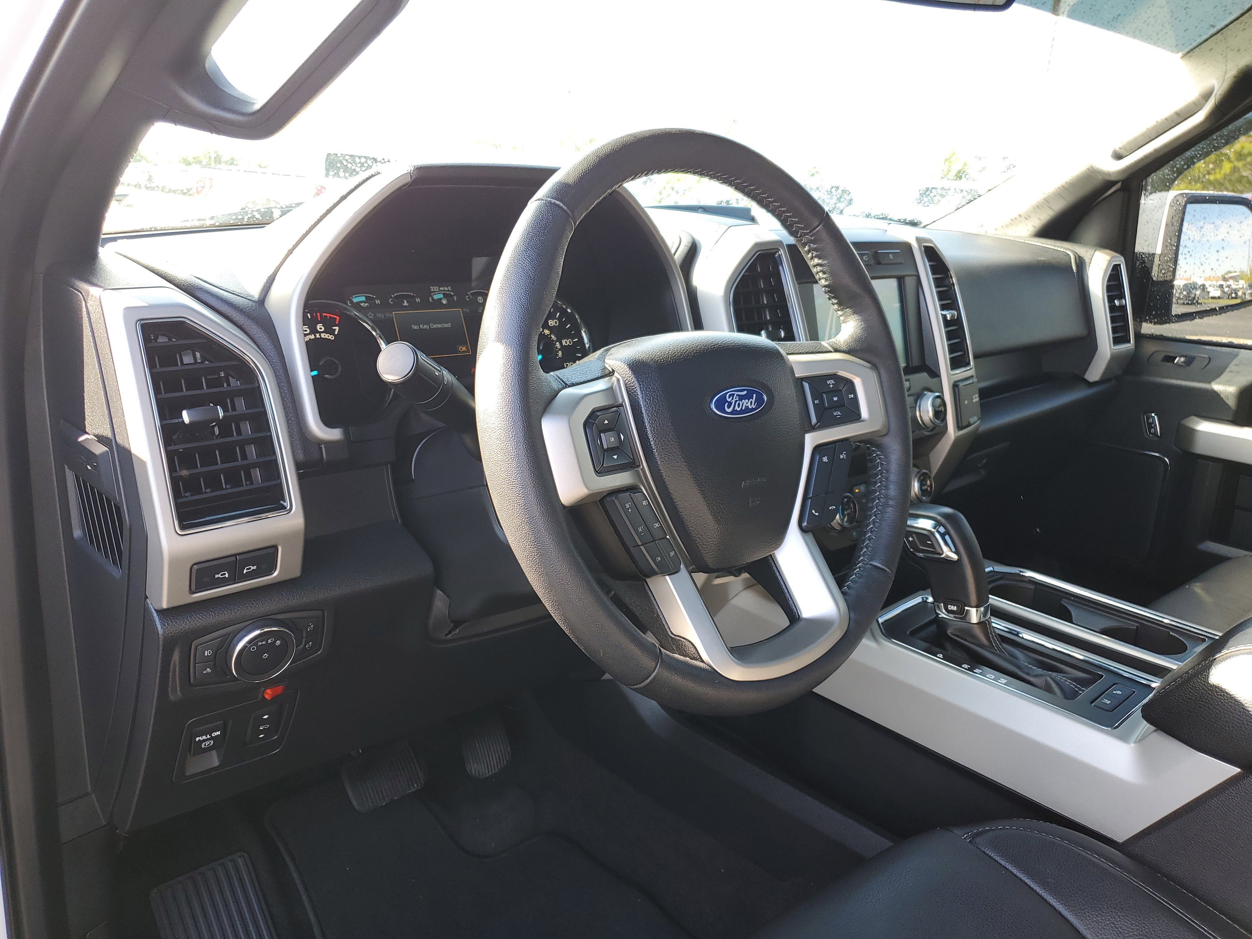 Used 2020 Ford F150 Lariat w/ Equipment Group 502A Luxury AWD/4WD image 21
