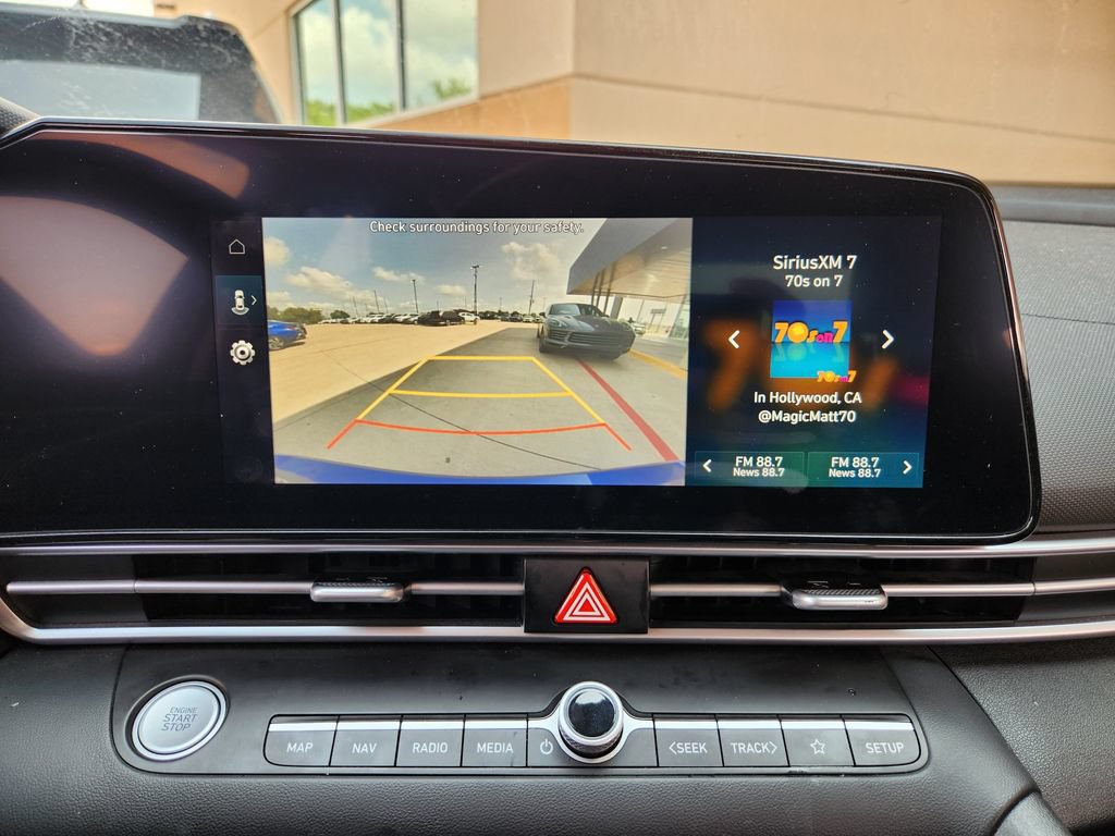 Used 2023 Hyundai Elantra SEL w/ Convenience Package FWD image 18