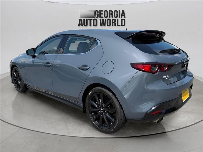 Used 2021 MAZDA MAZDA3 Hatchback w/Premium Plus Pkg AWD/4WD image 10