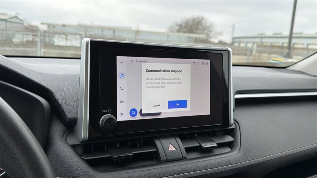 Certified 2024 Toyota RAV4 XLE image 28