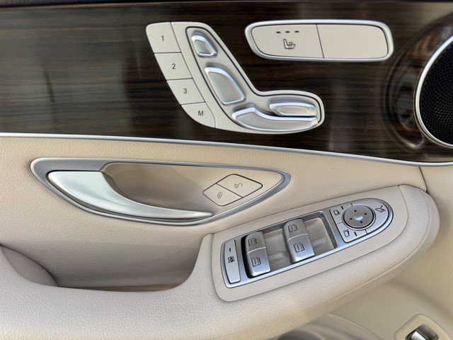 Used 2019 Mercedes-Benz GLC 300 image 19