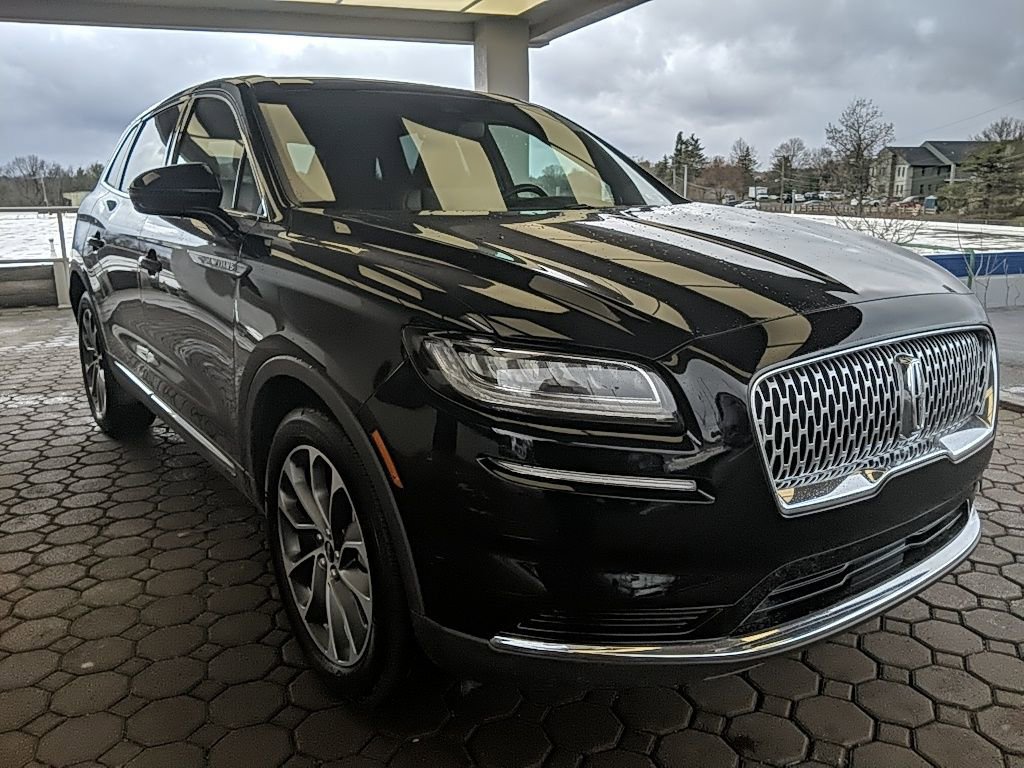 Certified 2023 Lincoln Nautilus Reserve image 4