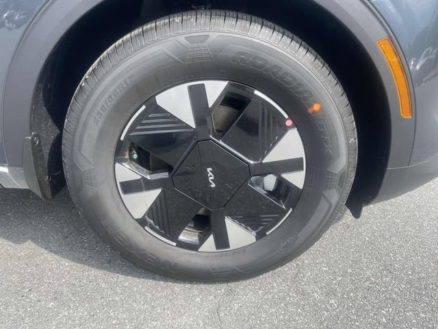 New 2026 Kia Sportage LX FWD image 10