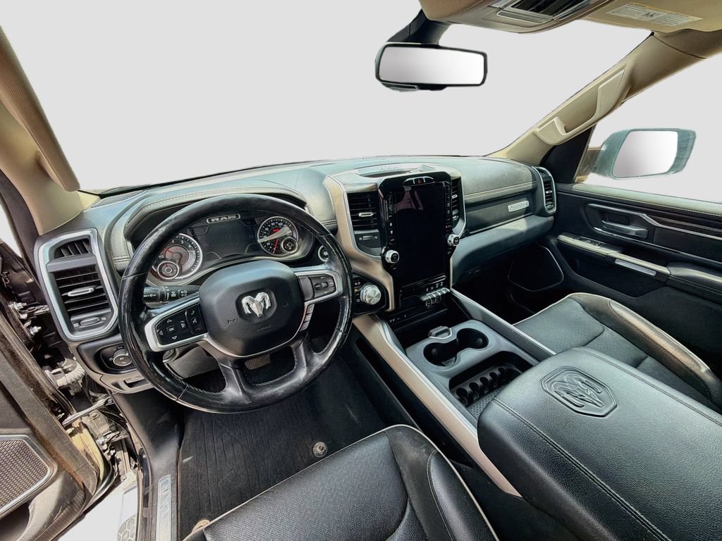 Used 2019 RAM 1500 Laramie AWD/4WD image 9