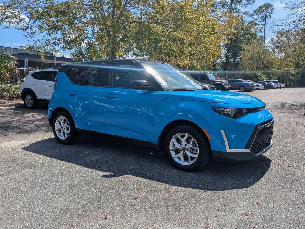 Used 2023 Kia Soul S