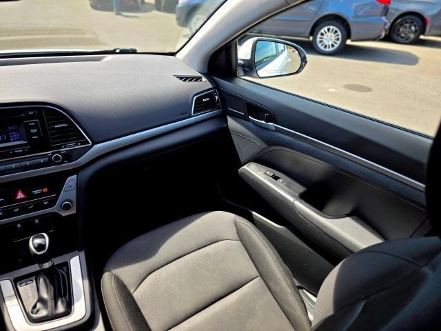 Used 2018 Hyundai Elantra SE FWD image 28