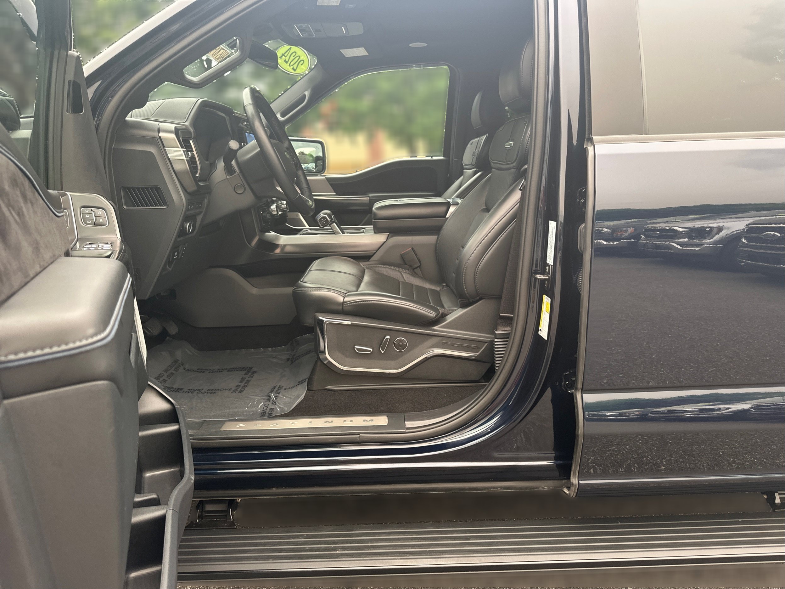 Used 2024 Ford F150 Platinum w/ Equipment Group 702A High AWD/4WD image 11