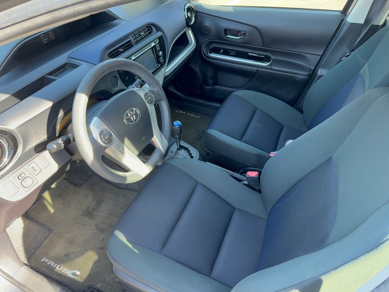 Used 2015 Toyota Prius C Two FWD image 5