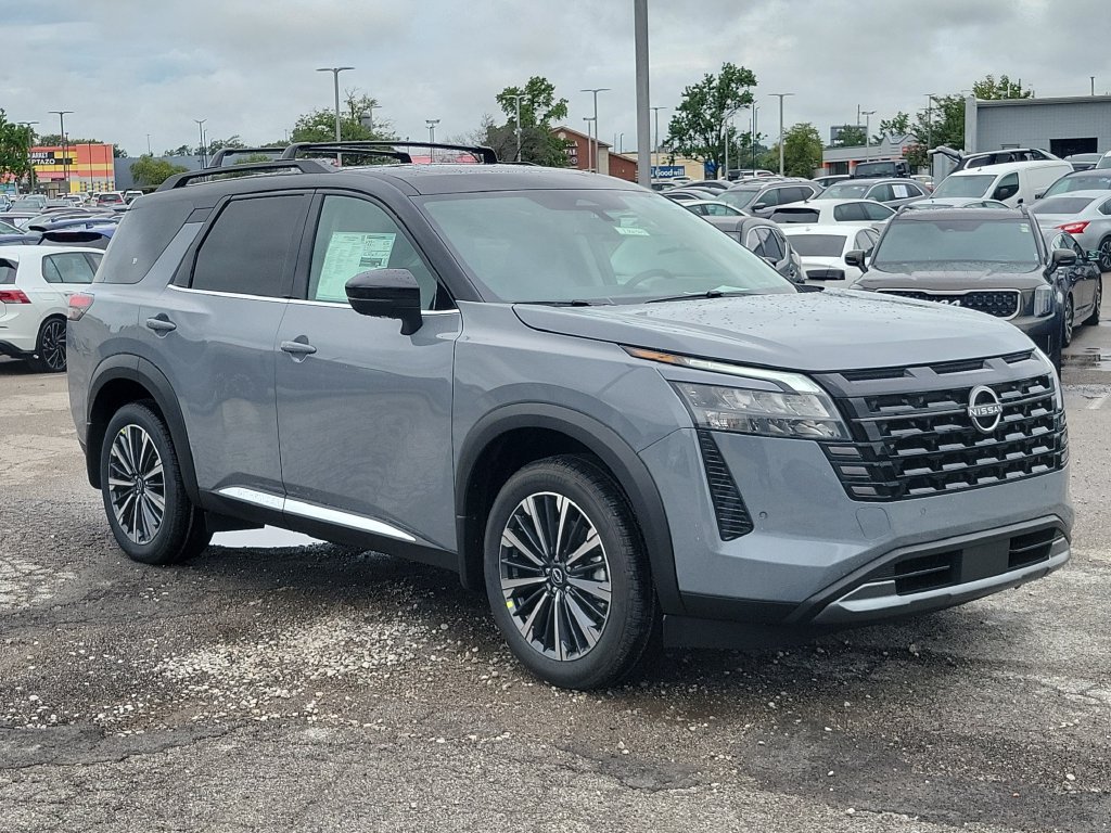 New 2026 Nissan Pathfinder Platinum AWD/4WD image 4