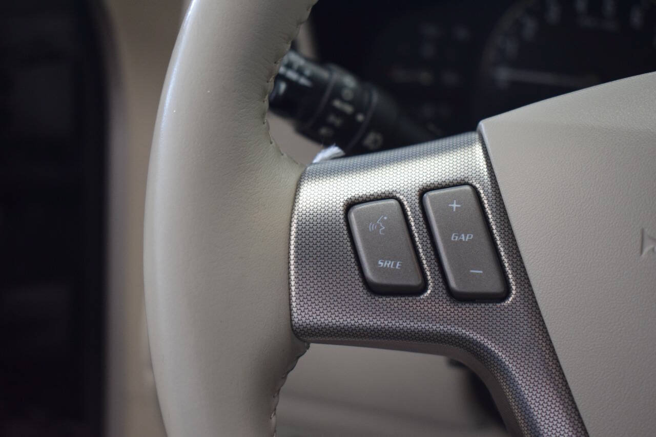 Used 2005 Cadillac XLR RWD image 67