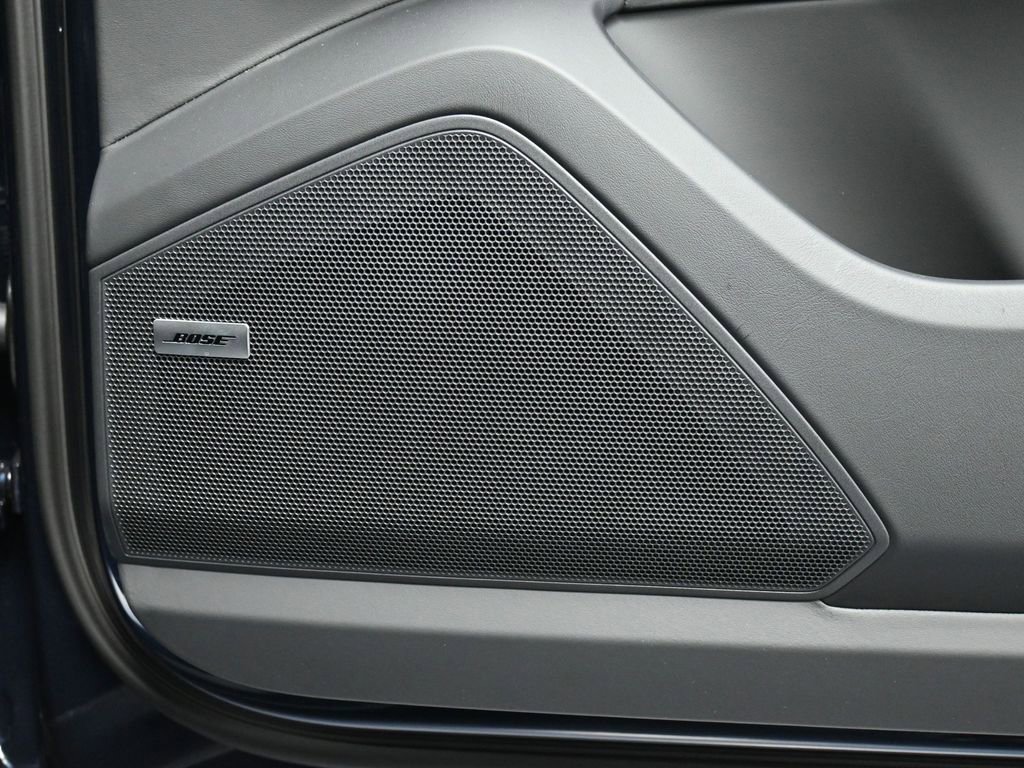 New 2025 Porsche Cayenne Turbo image 32