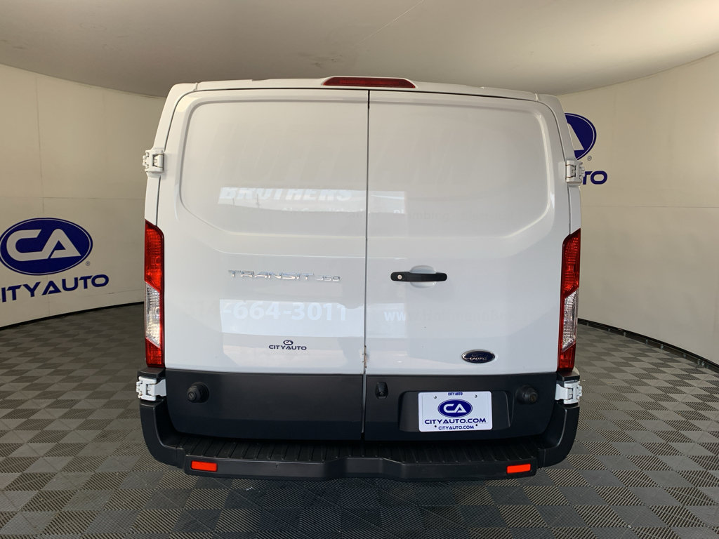 Used 2018 Ford Transit 350 148 Low Roof RWD image 4