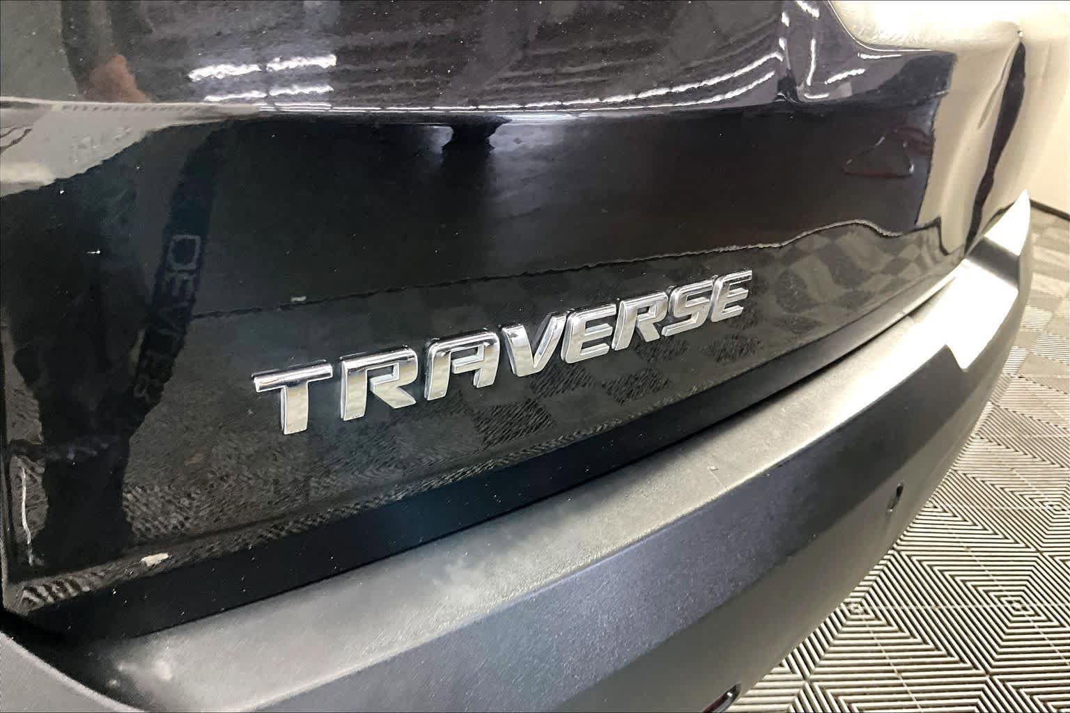 Used 2018 Chevrolet Traverse LT FWD image 30