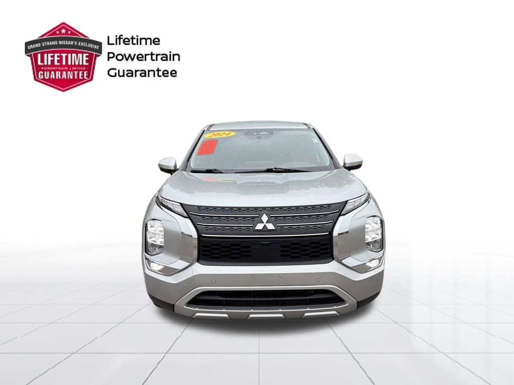 Used 2024 Mitsubishi Outlander SE image 11