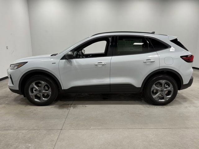 New 2026 Ford Escape ST-Line image 6