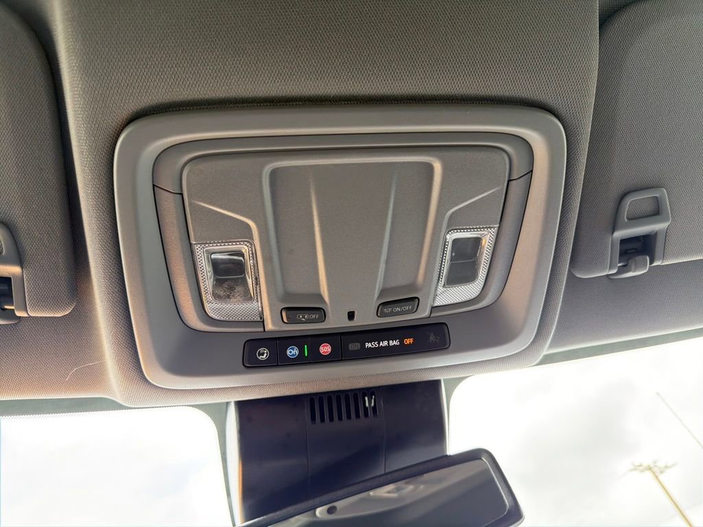 Used 2024 GMC Sierra 1500 SLT image 22