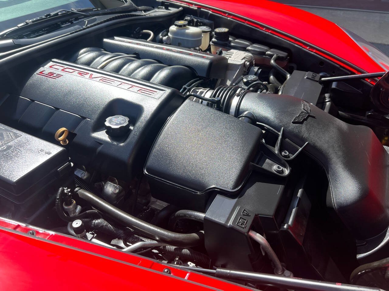 Used 2010 Chevrolet Corvette Convertible w/ Preferred Equipment Group RWD image 5
