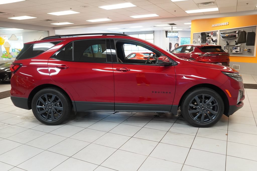 Certified 2023 Chevrolet Equinox RS FWD image 15