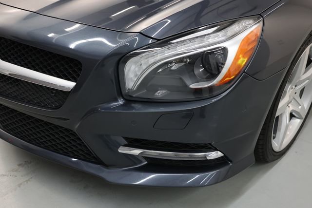 Used 2013 Mercedes-Benz SL 550 image 53