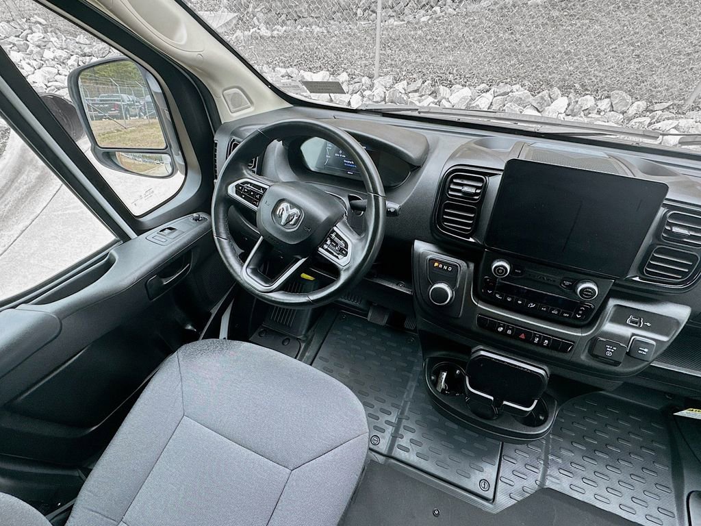 Used 2024 RAM ProMaster 3500 w/ Delivery Van Package image 9