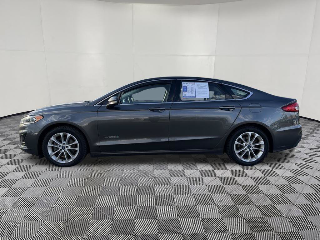 Used 2019 Ford Fusion SEL FWD image 4