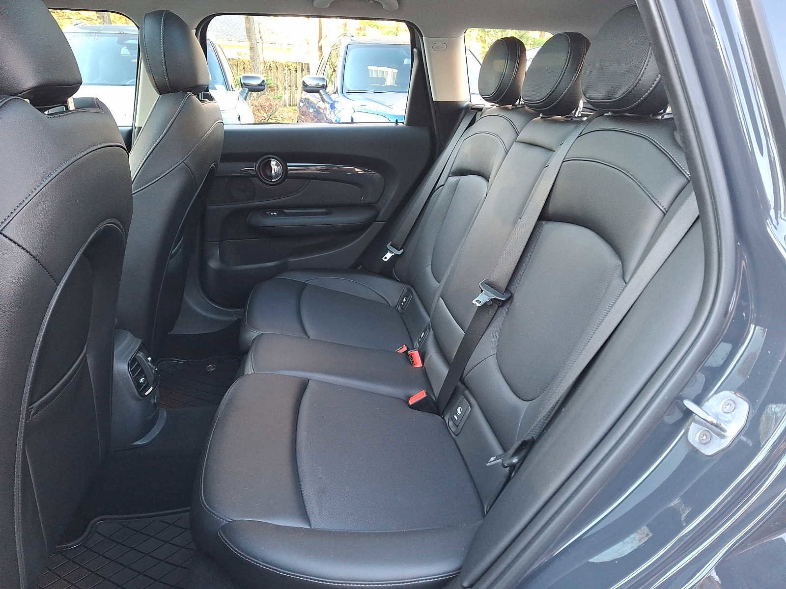 Used 2017 MINI Cooper Clubman S image 9