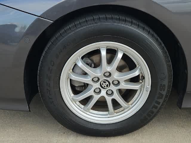 Used 2022 Toyota Prius LE FWD image 13
