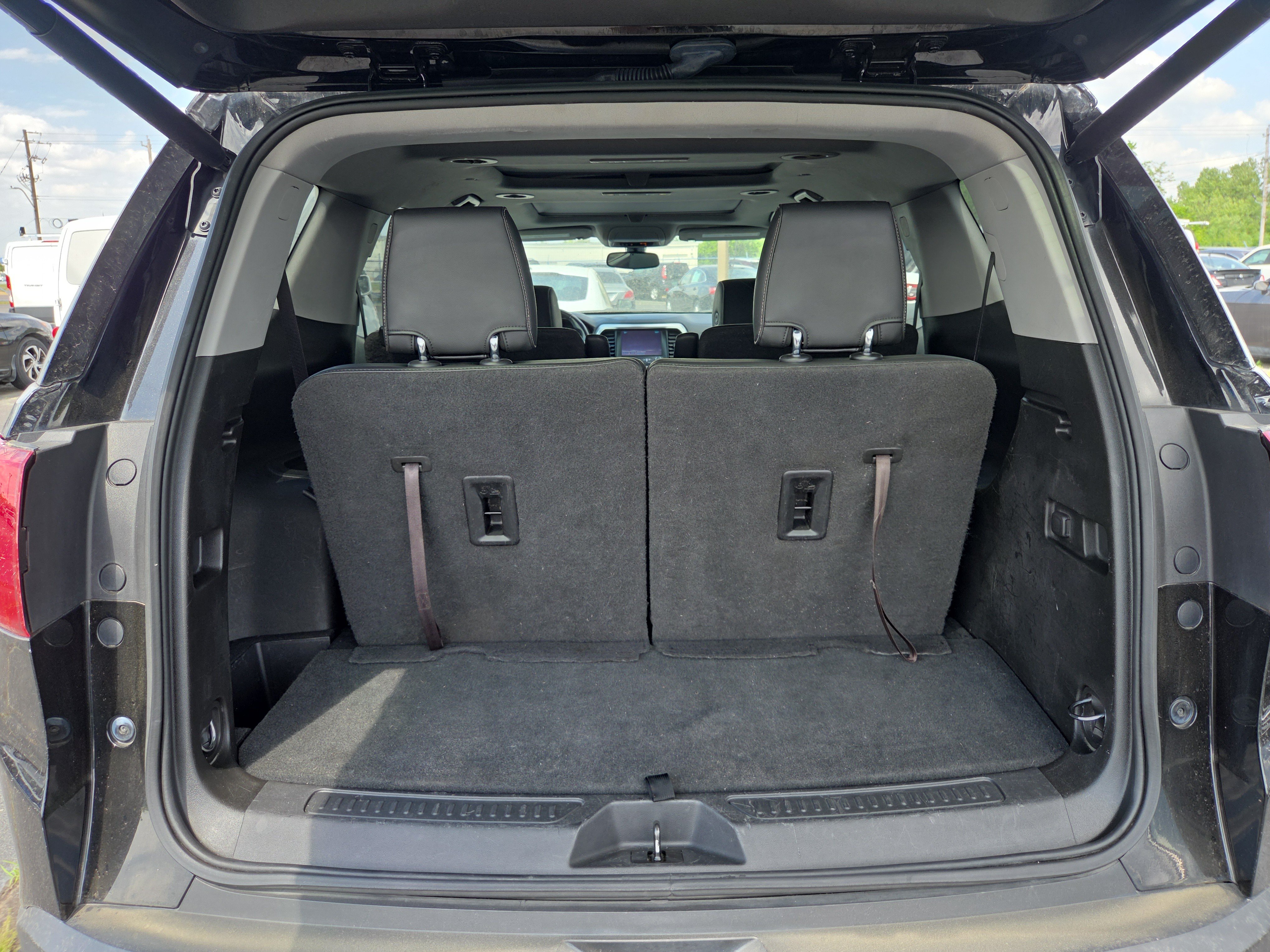 Used 2018 GMC Acadia SLT AWD/4WD image 15