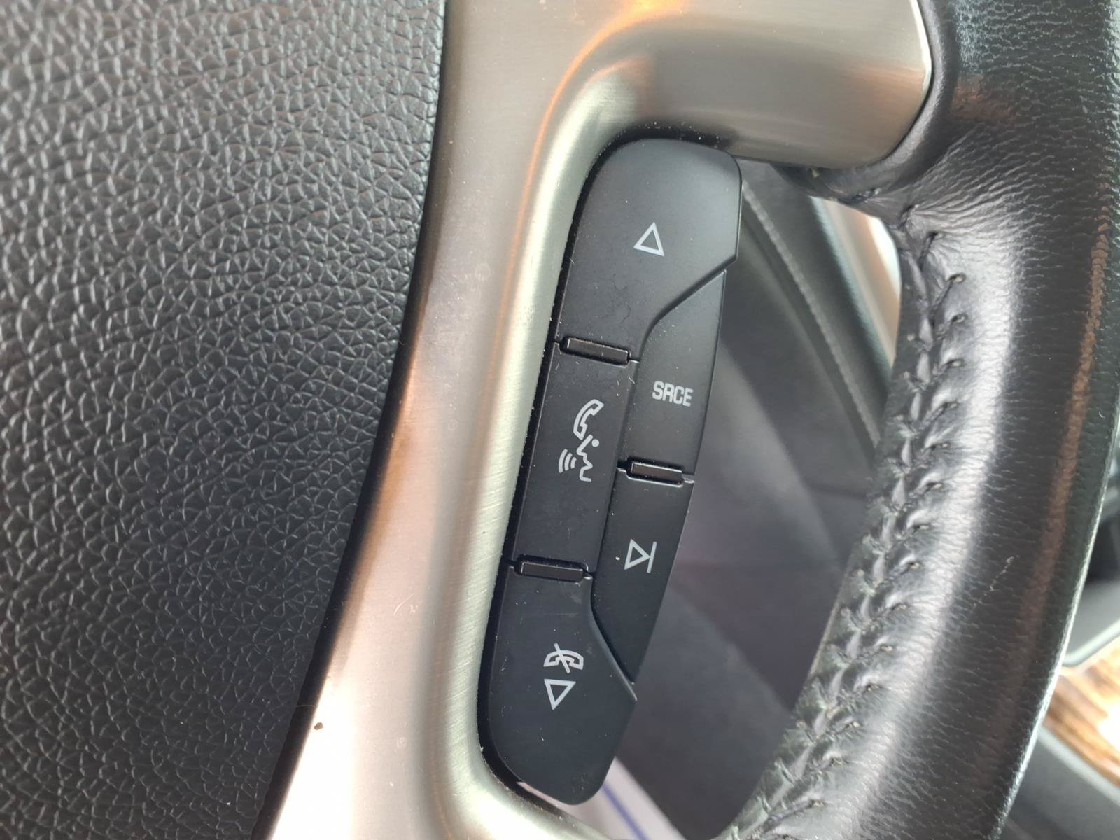 Used 2015 GMC Acadia Denali AWD/4WD image 21