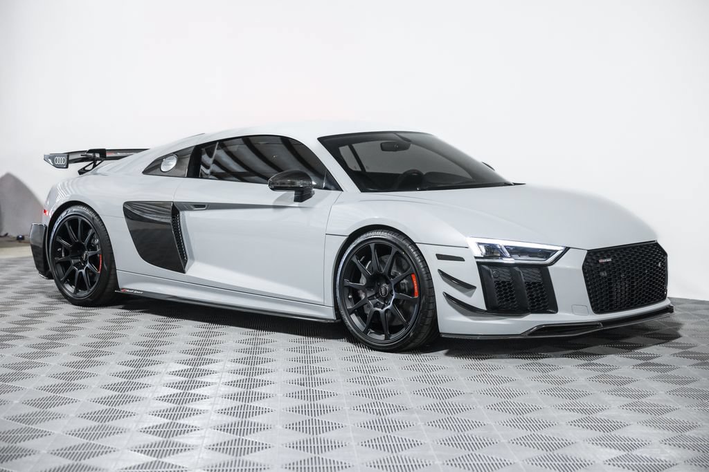 Used 2018 Audi R8 V10 plus AWD/4WD image 11