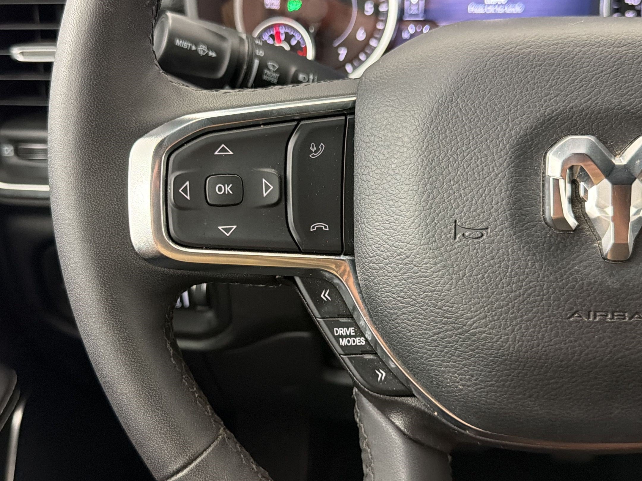Used 2026 RAM 1500 Laramie AWD/4WD image 15