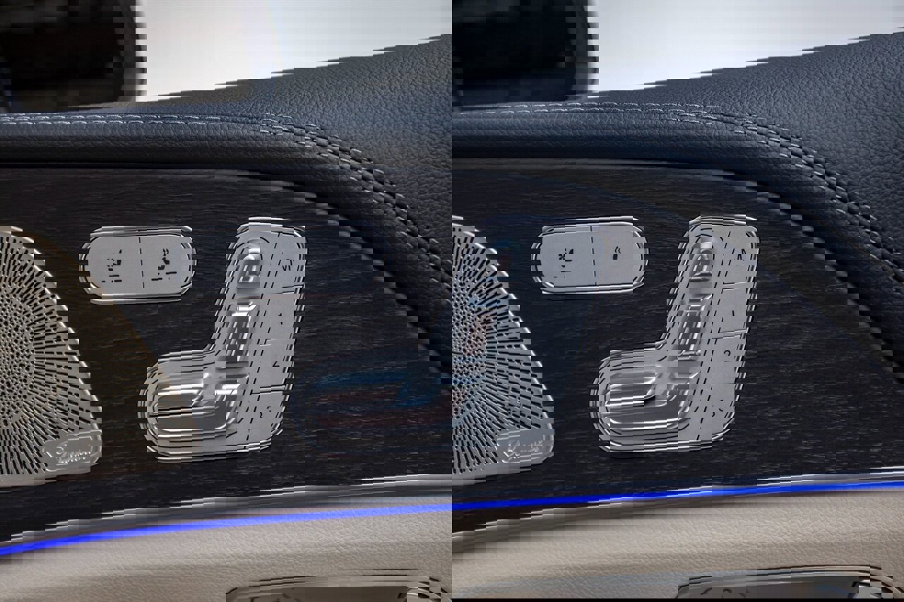 Used 2024 Mercedes-Benz GLE 350 4MATIC image 33