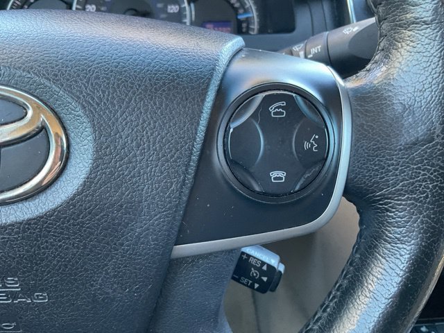 Used 2014 Toyota Camry XLE w/ Leather Package FWD image 23