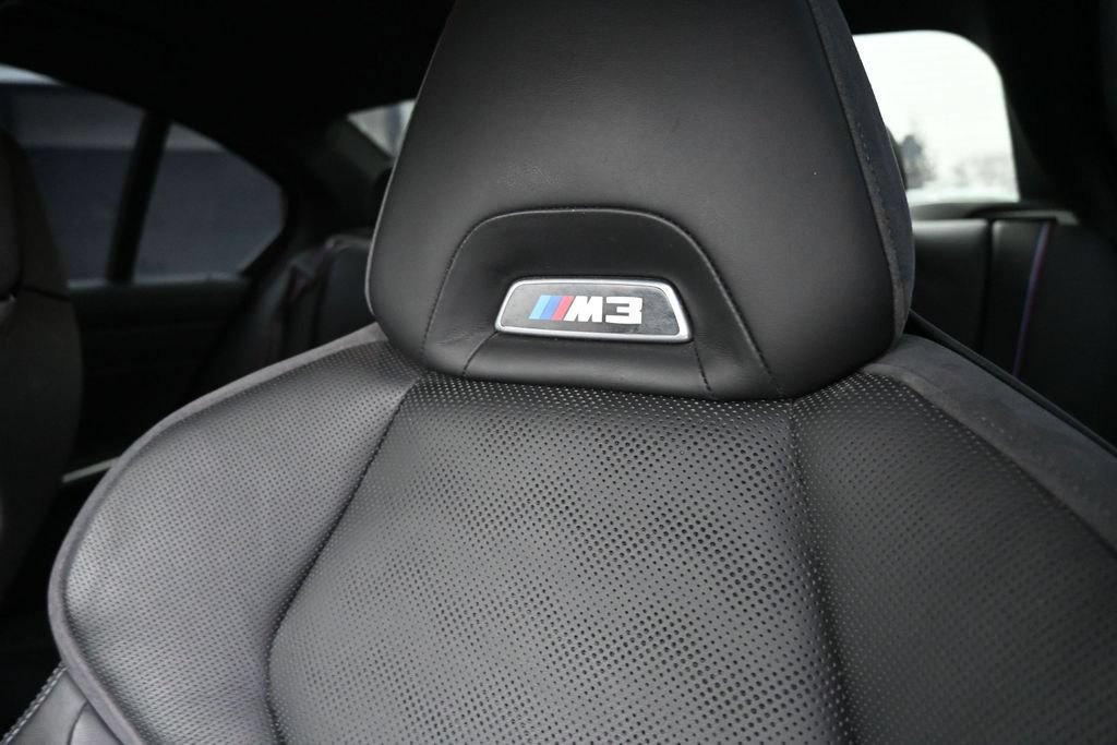 Used 2022 BMW M3 Competition w/ M Carbon Exterior Package AWD/4WD image 19