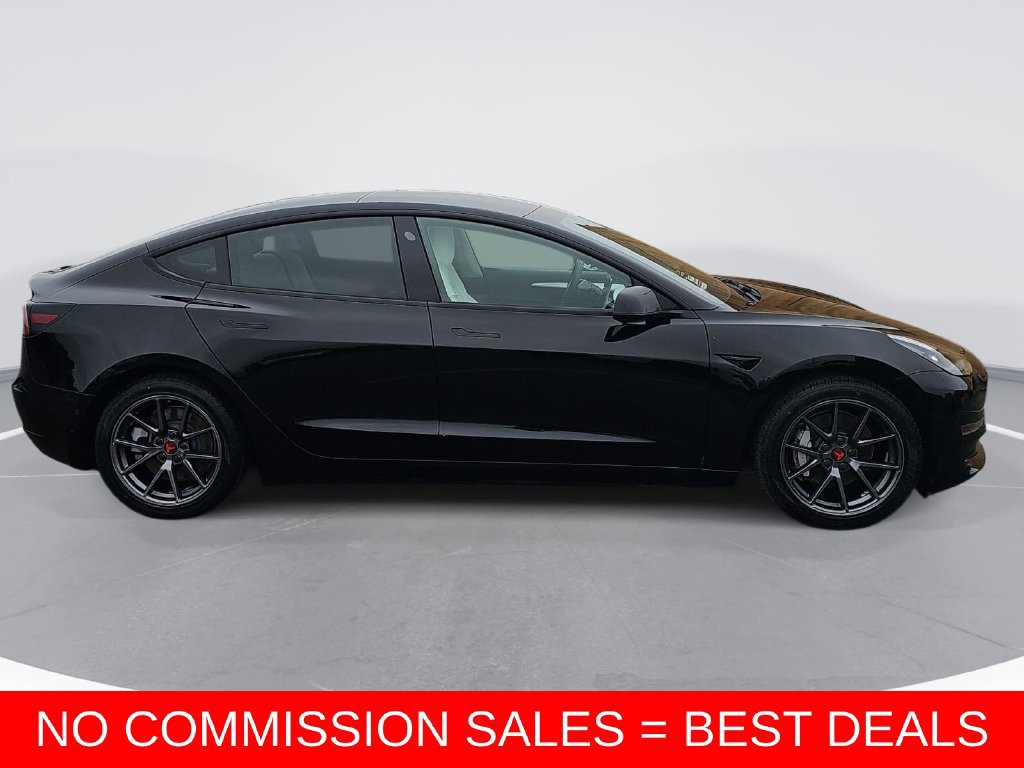 Used 2021 Tesla Model 3 Standard Range Plus RWD image 2